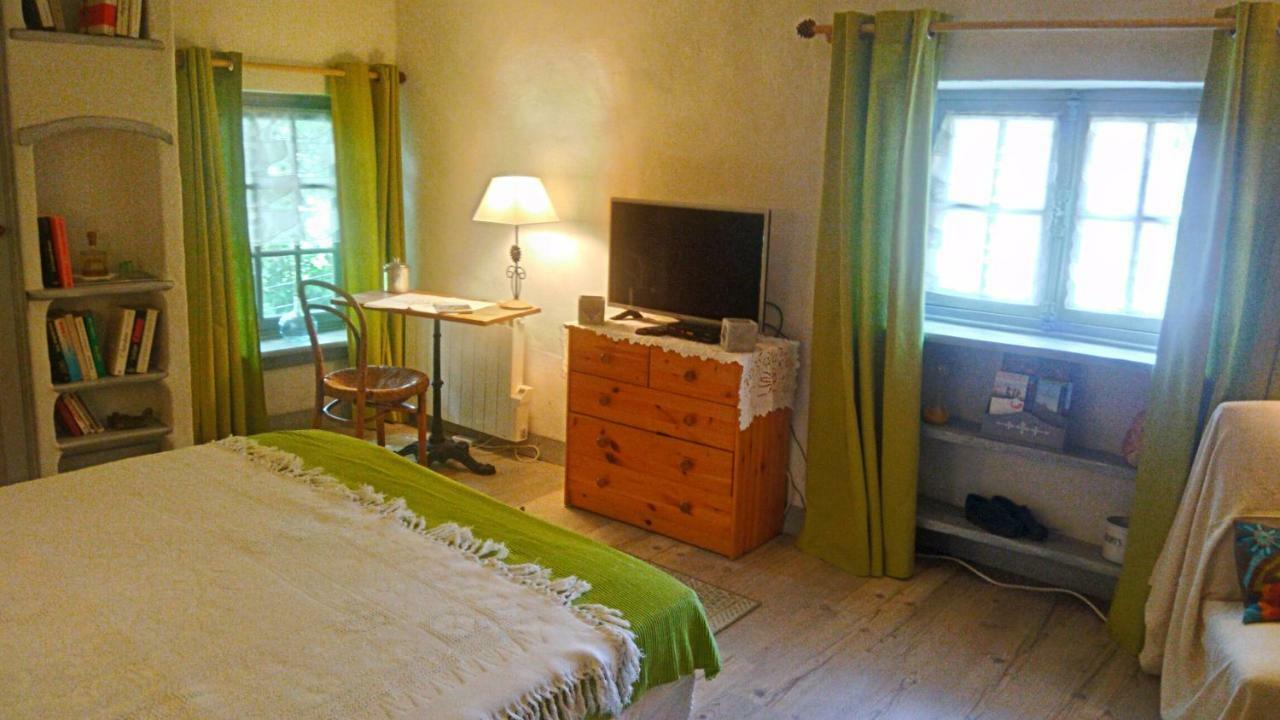 Le Cloterriou Bed and Breakfast Braux  Eksteriør billede